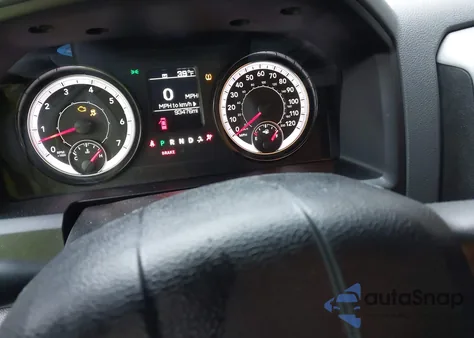 2019 Ram 1500 Classic Tradesman 4X4 6'4 Box из США, поврежденный, VIN 1C6RR7FT4KS747364